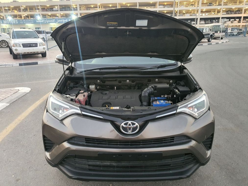 تويوتا راف ٤ Right hand drive Brown 2016