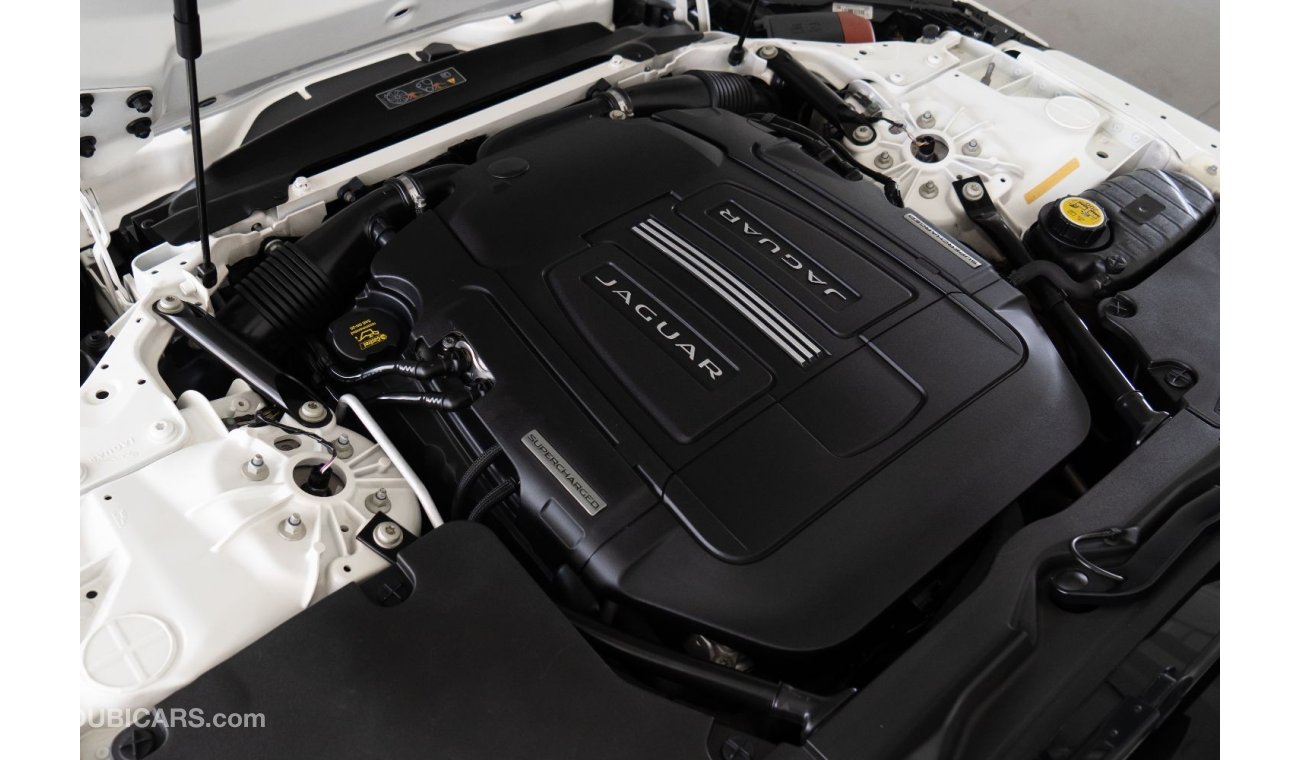 Jaguar F Type R 2015 Jaguar F-Type R 5.0L V8 / Full-Service History