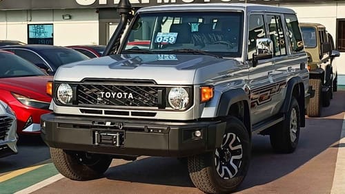 Toyota Land Cruiser 70 4.5L,V8,VDJ76,5DOOR,DIFF LOCK,WINCH,LEATHER SEATS,COOLER BOX,16'' AW,MT,NEW SHAPE,2024 ( FOR EXPORT)