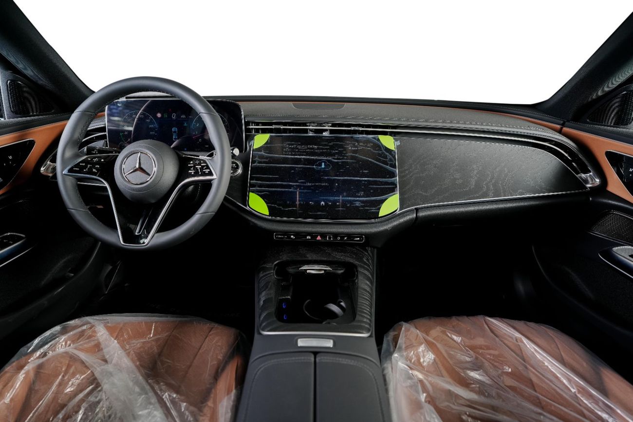 Mercedes-Benz E200 Avantgarde Exterior Package-20 Inch AMG Rims-Chrome Package