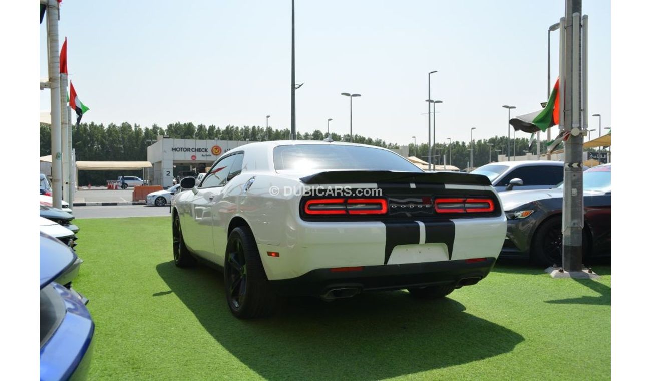 Dodge Challenger Challenger 2018 RT/RED LEATHER INTERIOR/CUSTOMIZED RIMS/ORIGINAL AIRBAGS