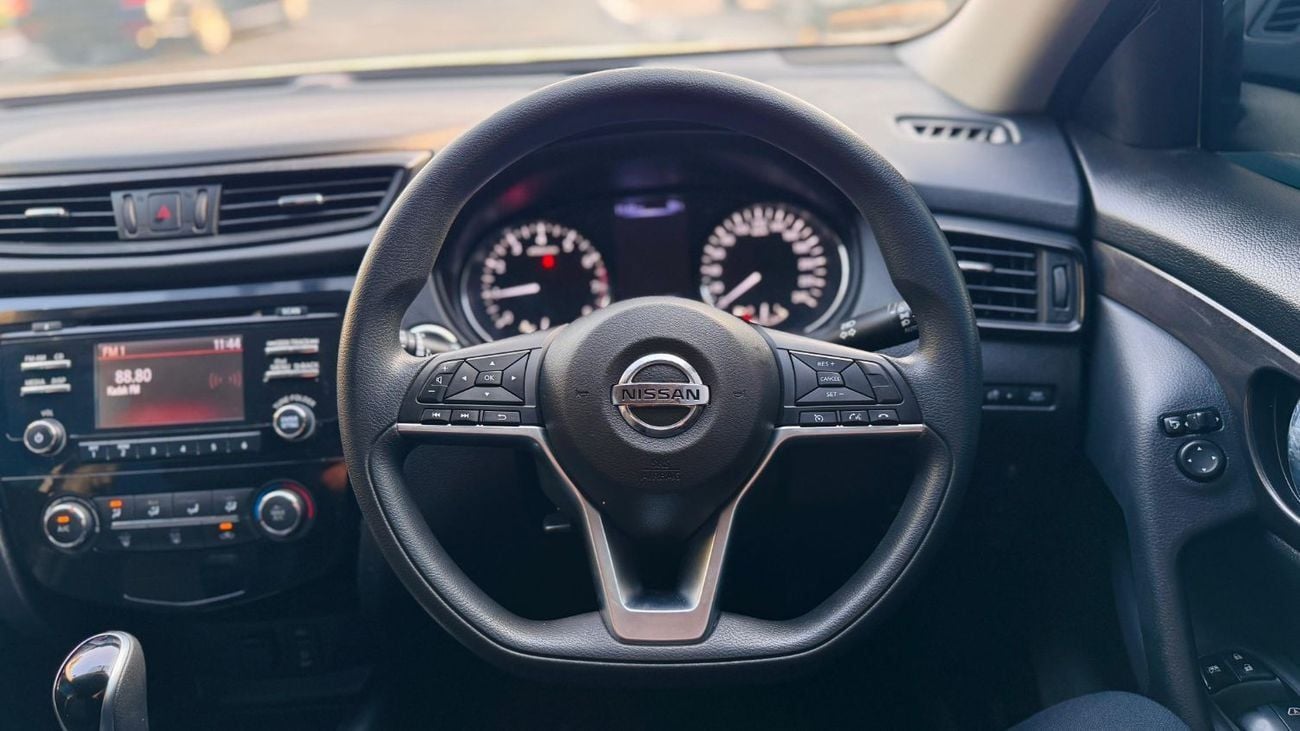 نيسان إكس تريل -