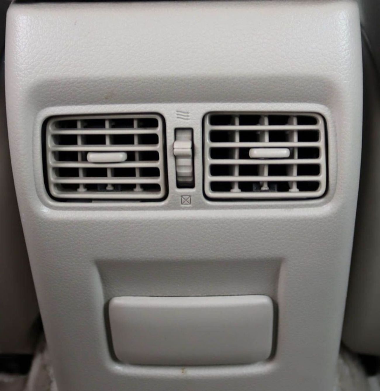 Nissan Sentra S 1.6L (110 HP) Nissan Sentra 1.6L 2020 GCC accident-free in excellent condition 495 P.M