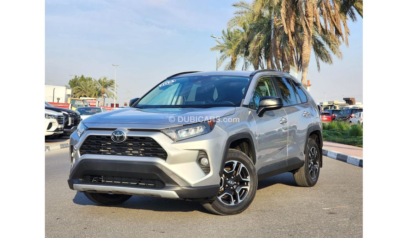Toyota RAV4 RAV4 LE AWD 2021