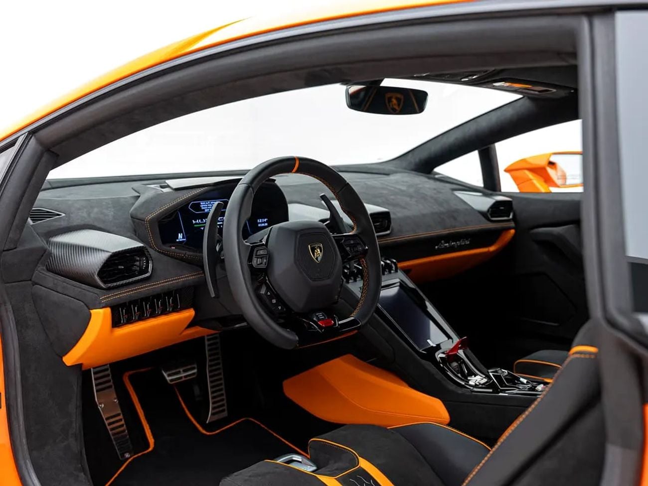 Lamborghini Huracan Tecnica | GCC Specs | Dealer Warranty Service Contract