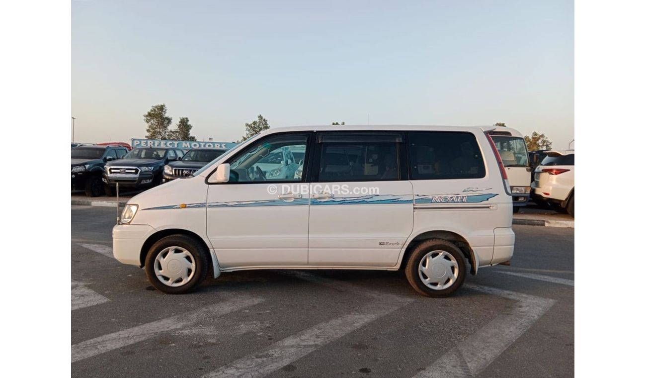 Toyota Noah TOYOTA NOAH RIGHT HAND DRIVE (PM1272)