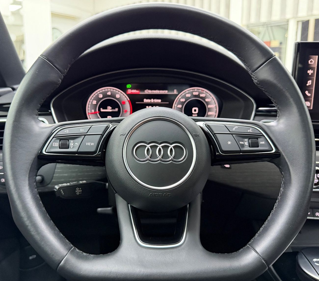 Audi A5 40 TFSI S Line 2.0L (187 HP)