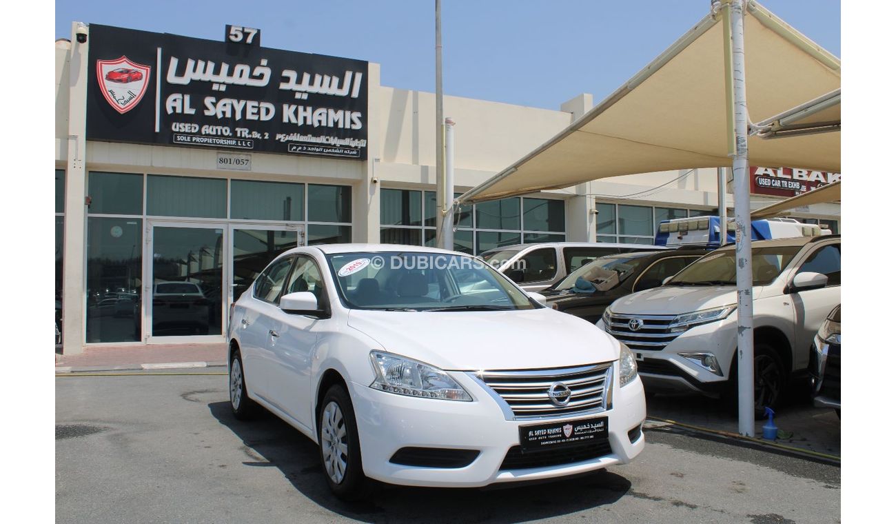 Nissan Sentra ACCIDENTS FREE - GCC - PERFECT CONDITION INSIDE OUT - ORIGINAL PAINT