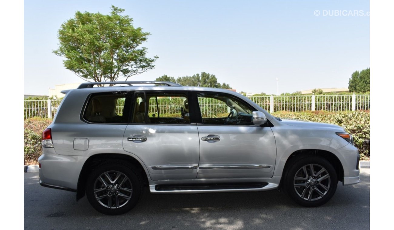 Lexus LX570 Lexus LX570 S GCC