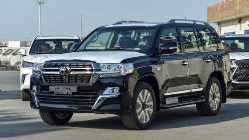 تويوتا لاند كروزر 5.7L Petrol VXS A/T Full Option