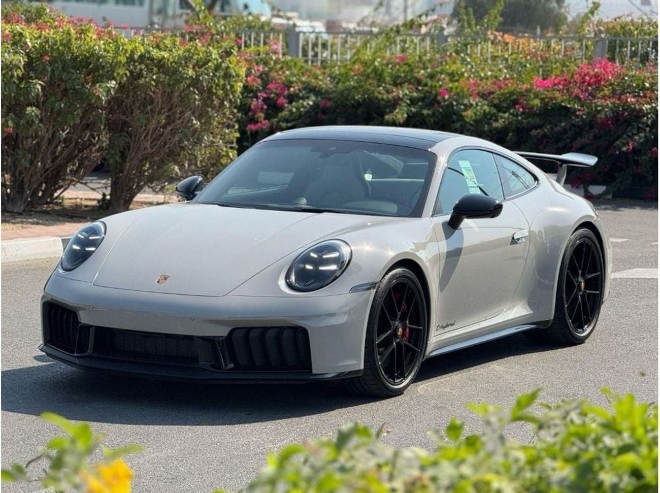 Porsche 911 BRAND NEW GCC SPEC UNDER WARRANTY