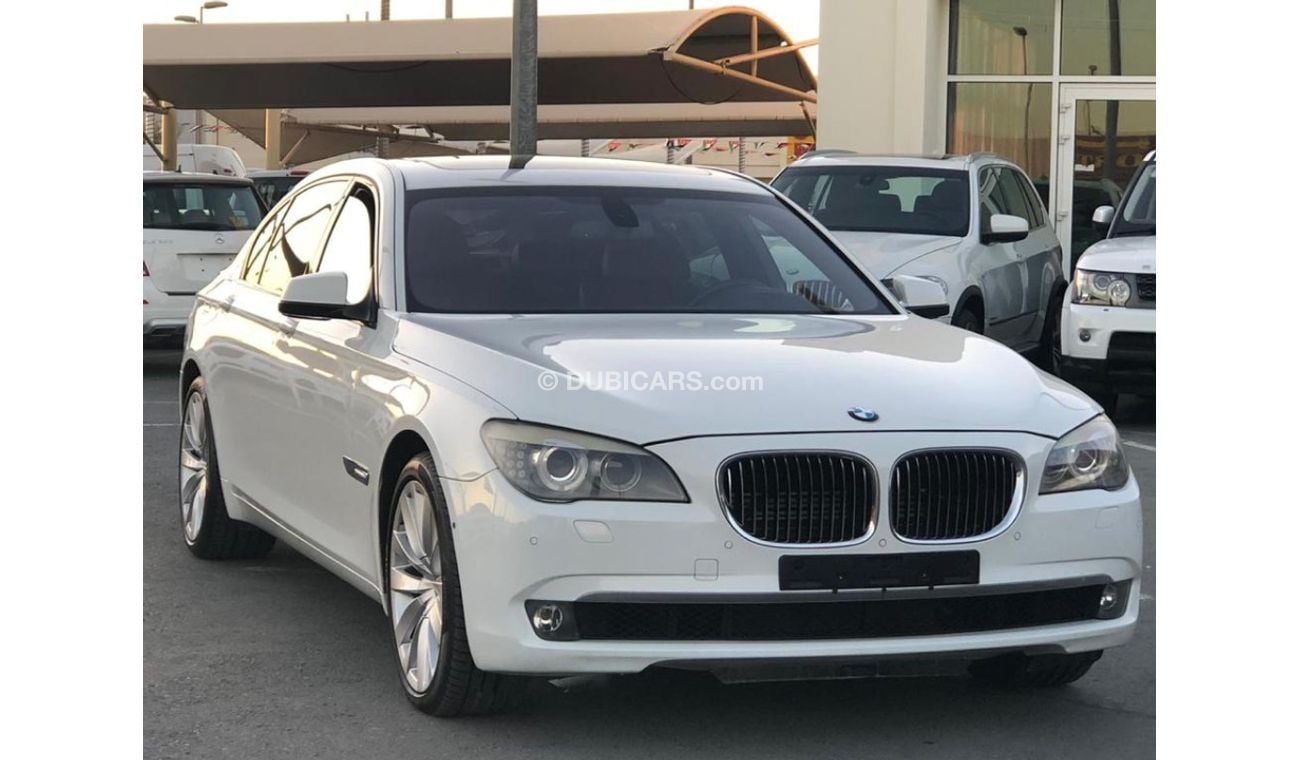 بي أم دبليو 750Li موديل 2010 خليجي فل مواصفات شاشات خلفيه  تحديد مسار مالك واحد بصمه 5 كاميرات