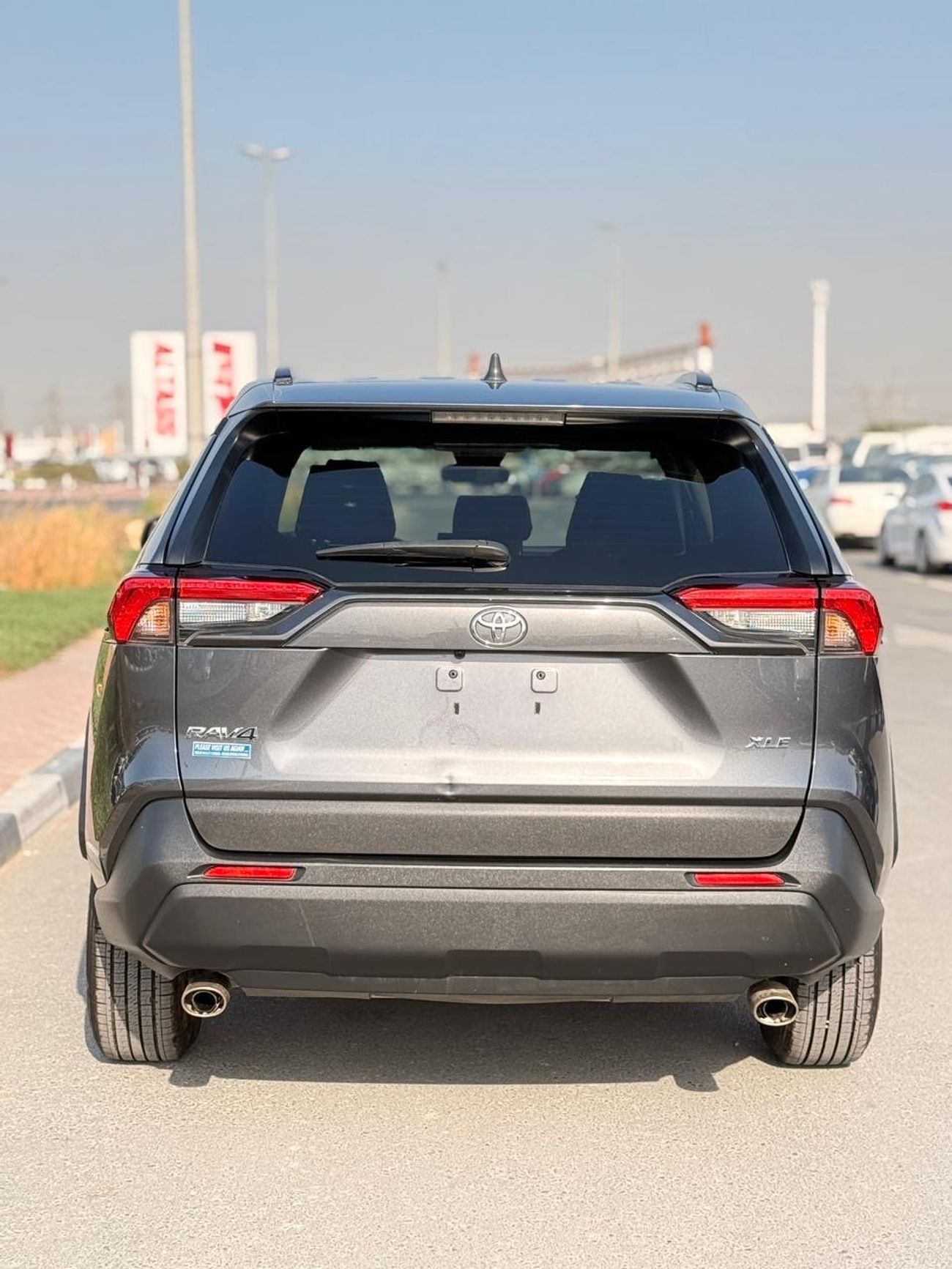 Toyota RAV4 XLE 2.5 L Full option