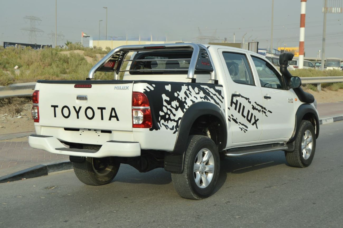 تويوتا هيلوكس Double cabin, perfect inside and outside