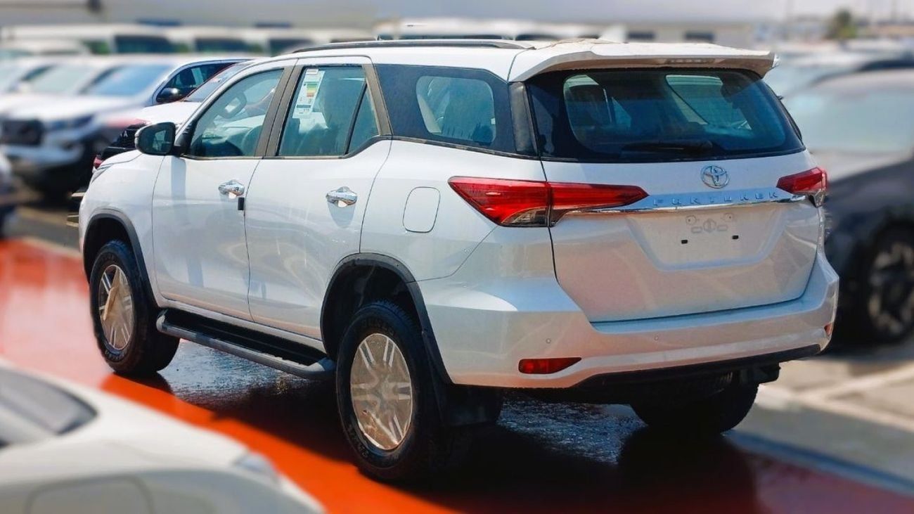Toyota Fortuner EXR Toyota Fortuner 2.4L Diesel GCC 2025YM