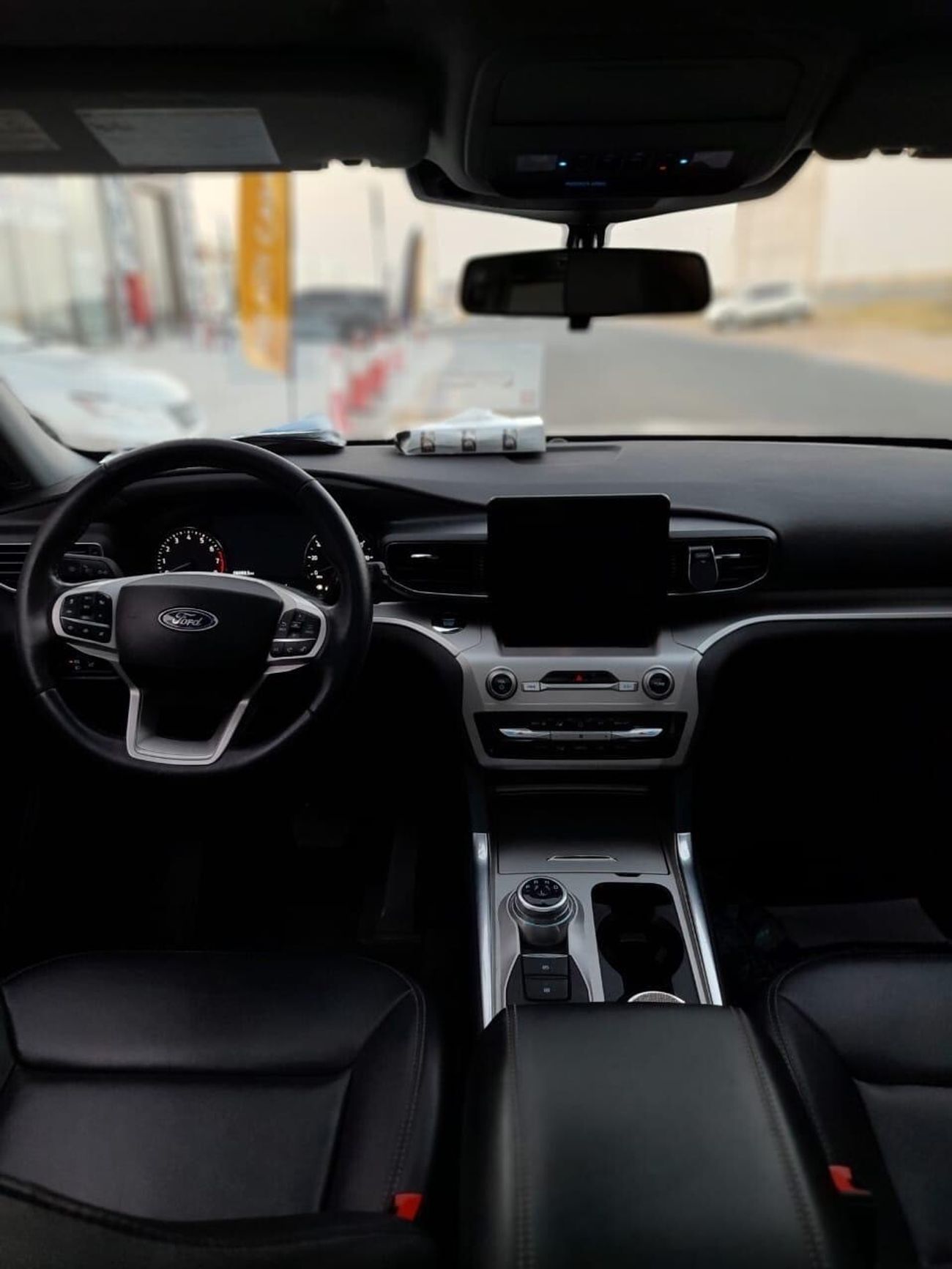 فورد إكسبلورر XLT ( 4WD)