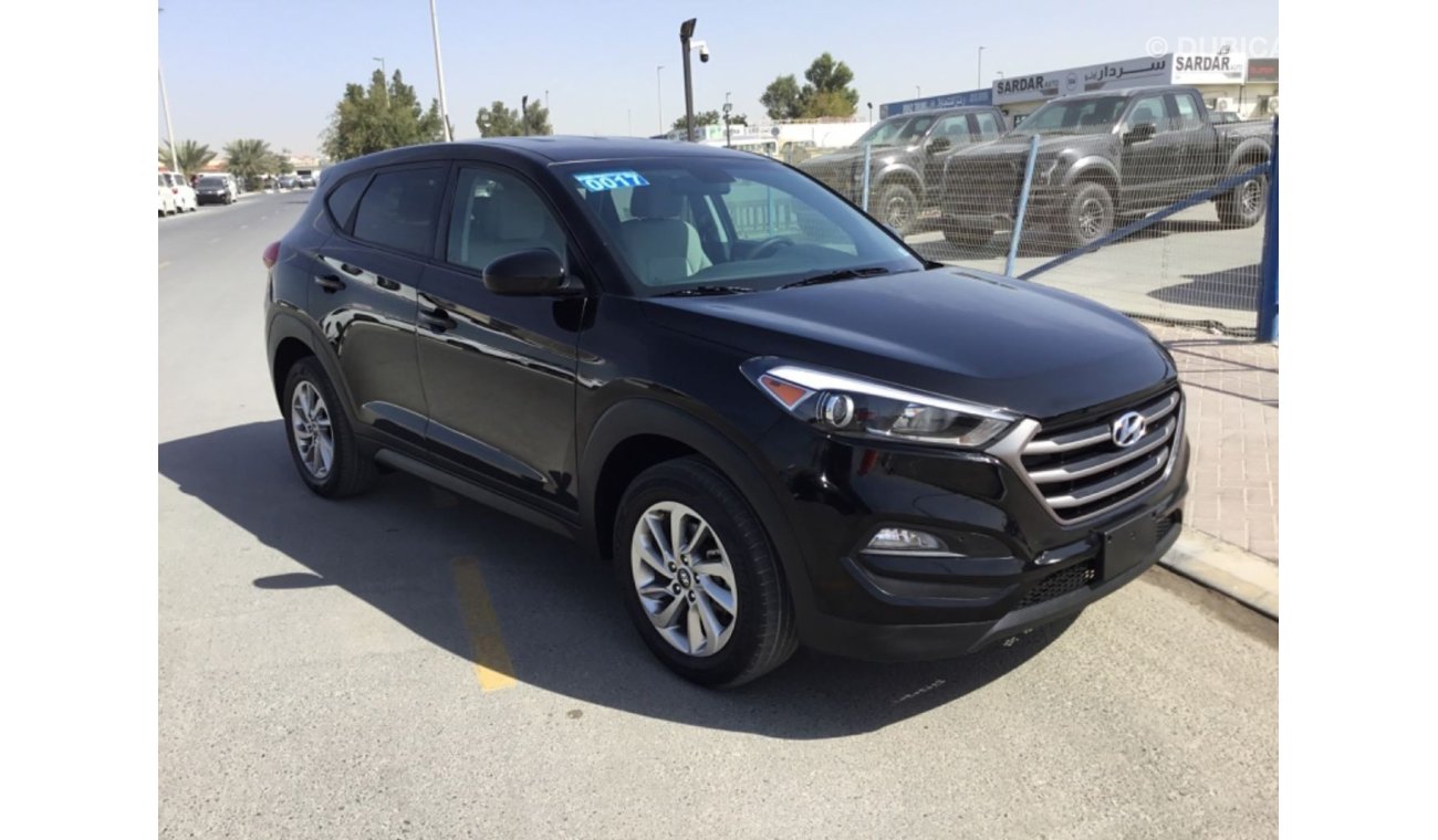 هيونداي توسون Hyundai TUCSON -2.0 - 4 cylinder Engine