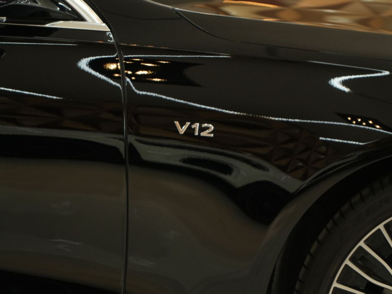 مرسيدس مايباخ S680 مايباخ