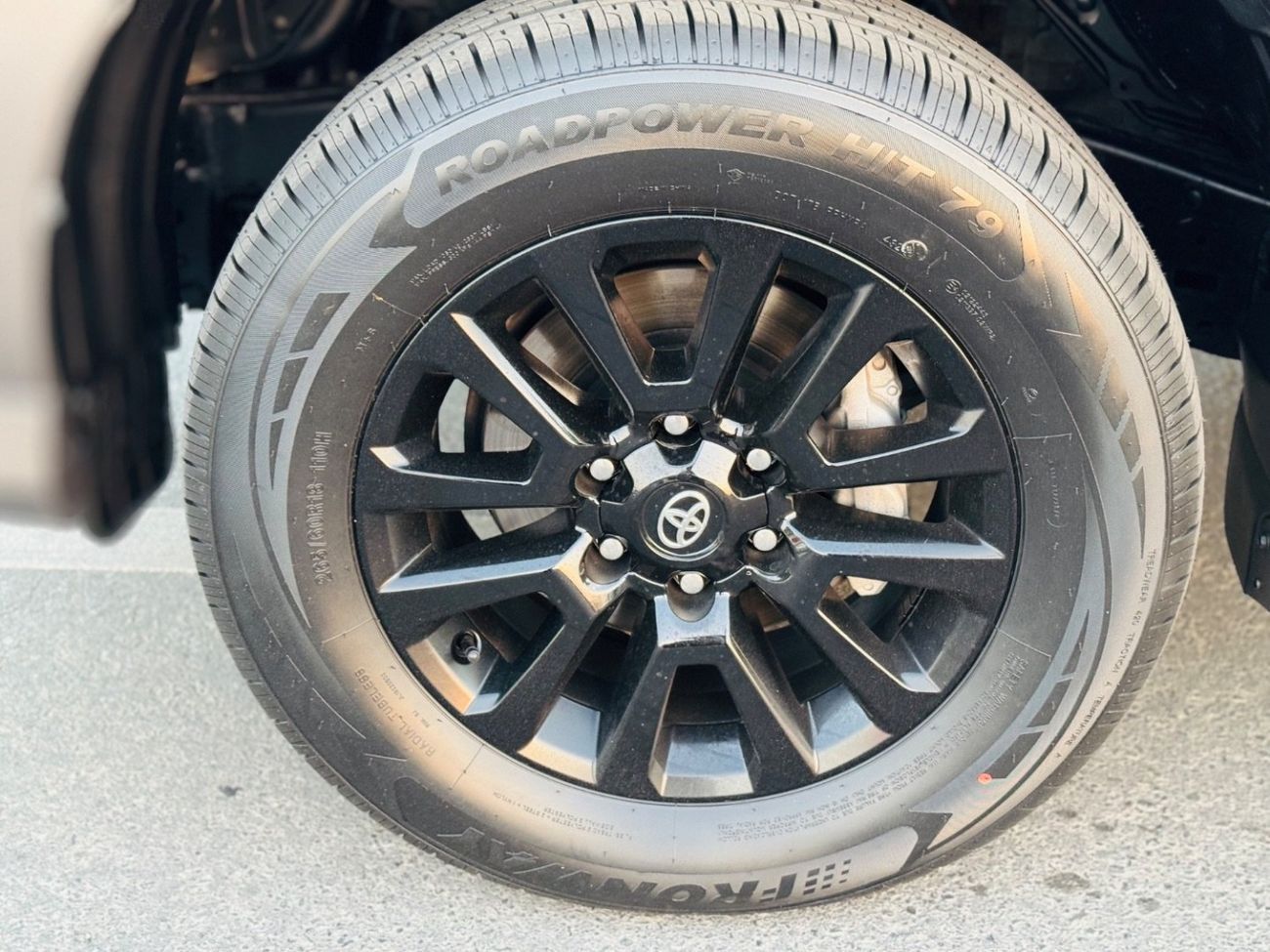 Toyota Prado Toyota prado 2019 v4 LHD full options