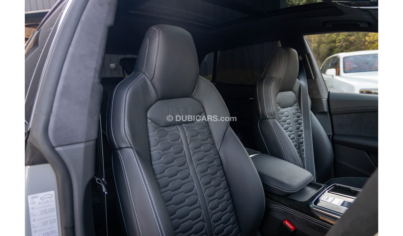 Audi RS Q8 RHD