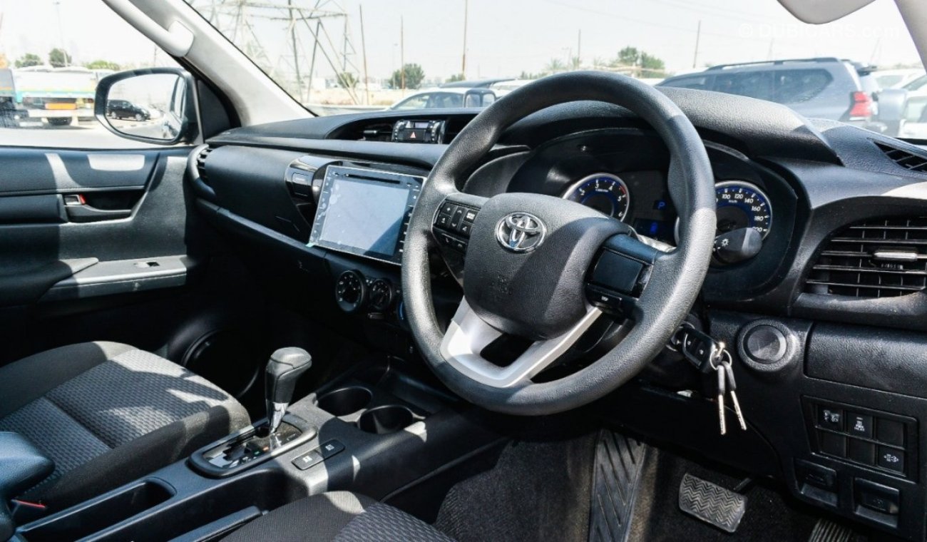 تويوتا هيلوكس Toyota Hilux 2.4 RHD Diesel engine model 2018 car very clean and good condition