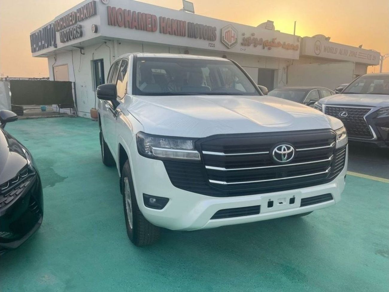 تويوتا لاند كروزر 2023 Toyota Landcruiser 4000L Petrol Automatic Zero KM