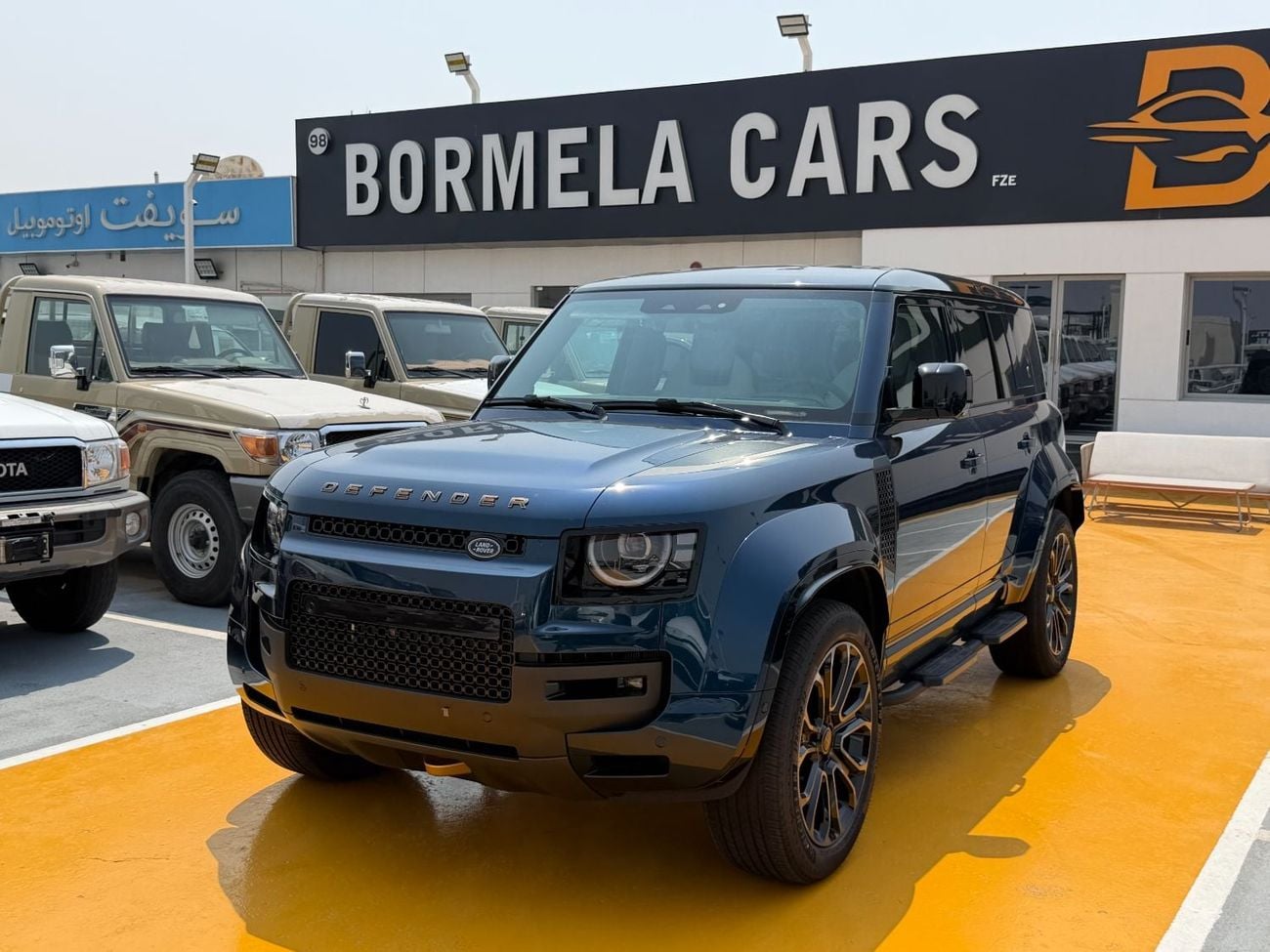Land Rover Defender