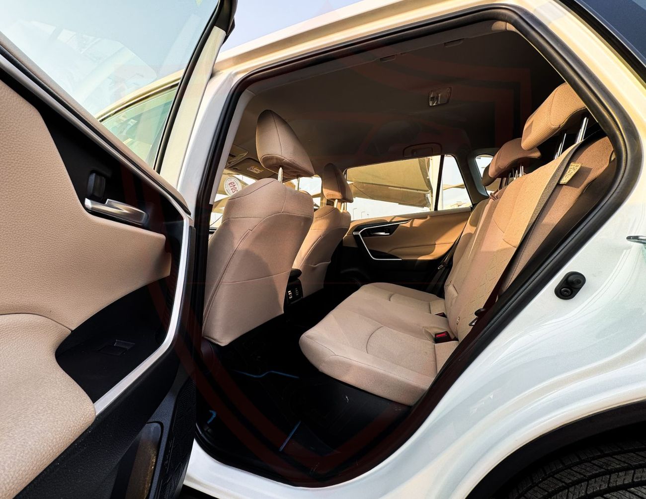 تويوتا راف ٤ تويوتا راف فور هايبرد | 2.5 لتر | 2019 | خليجية | خالية من الحوادث | بحالة ممتازة | 1380 شهرياً