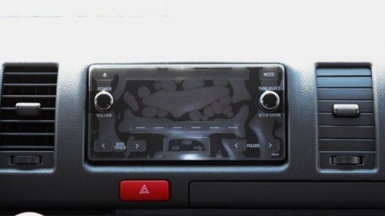 Toyota Hiace Toyota hiace 2.5L MY2025 diesel standard roof for export only