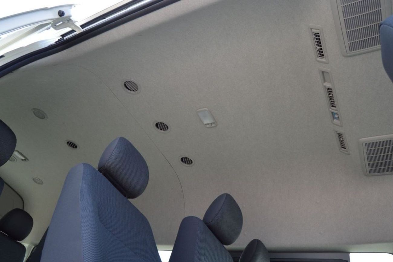 تويوتا هاياس High Roof