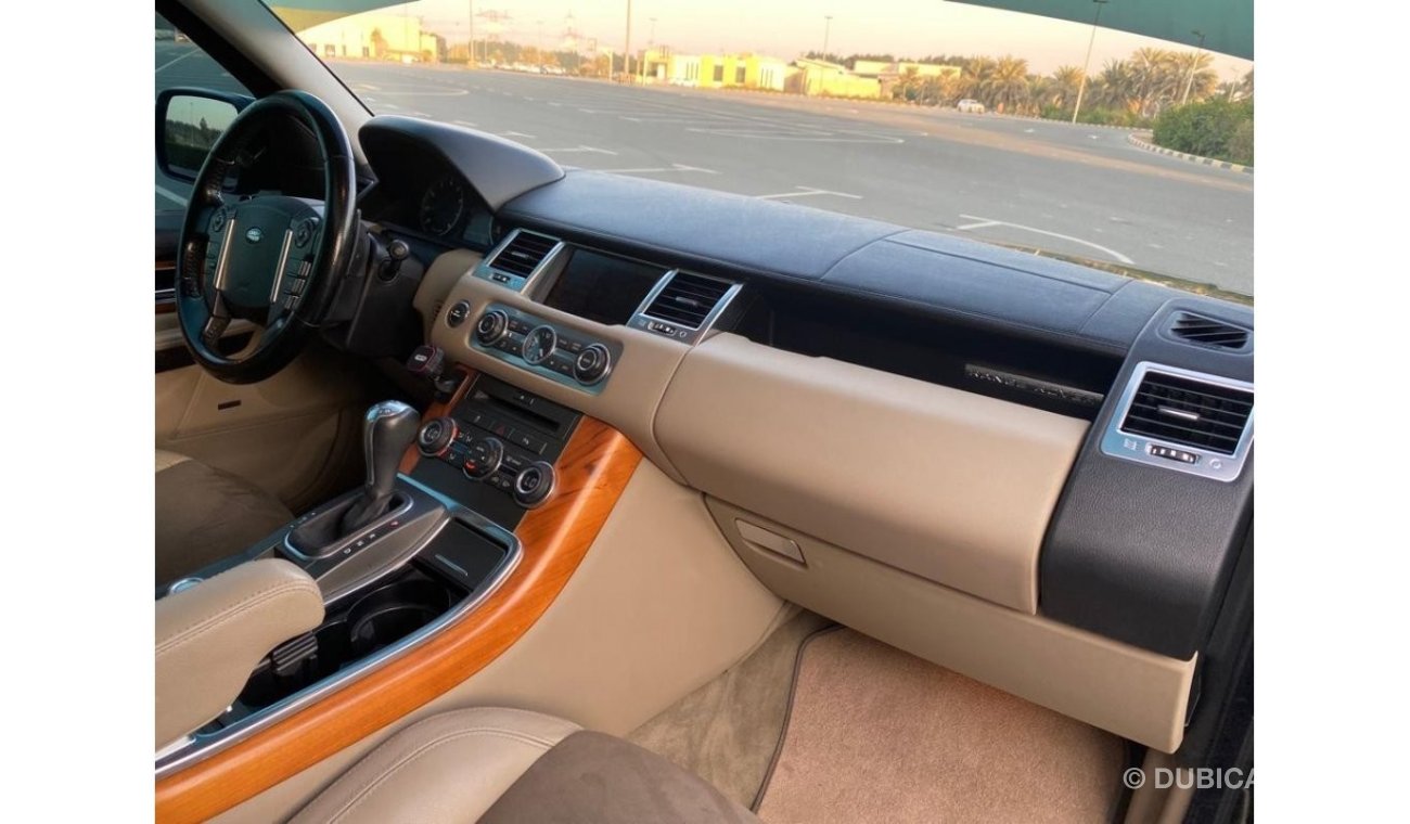Land Rover Range Rover Sport Range Rover Sport 2011 GCC V8 Perfect Condition - Full Options