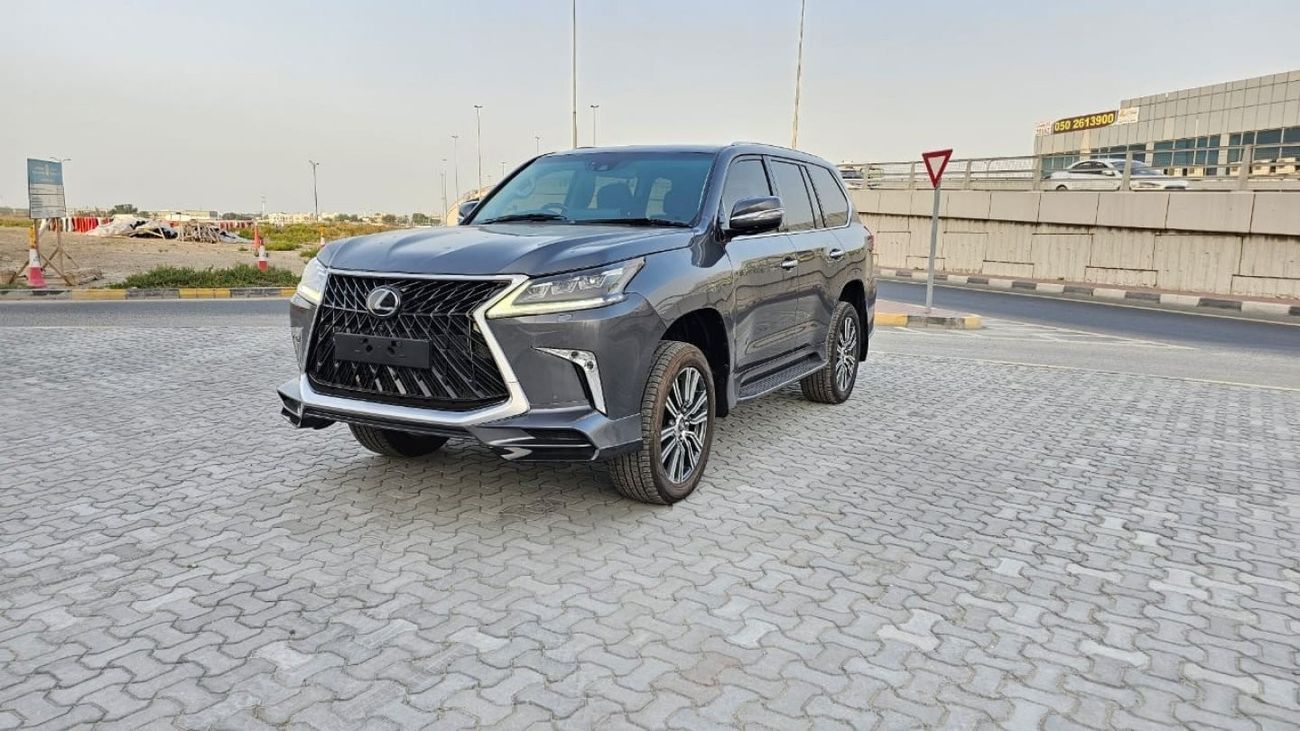 لكزس LX 570 Petrol 5.7 Liter Right Hand Drive Automatic Gear T.V With 4 Cameras