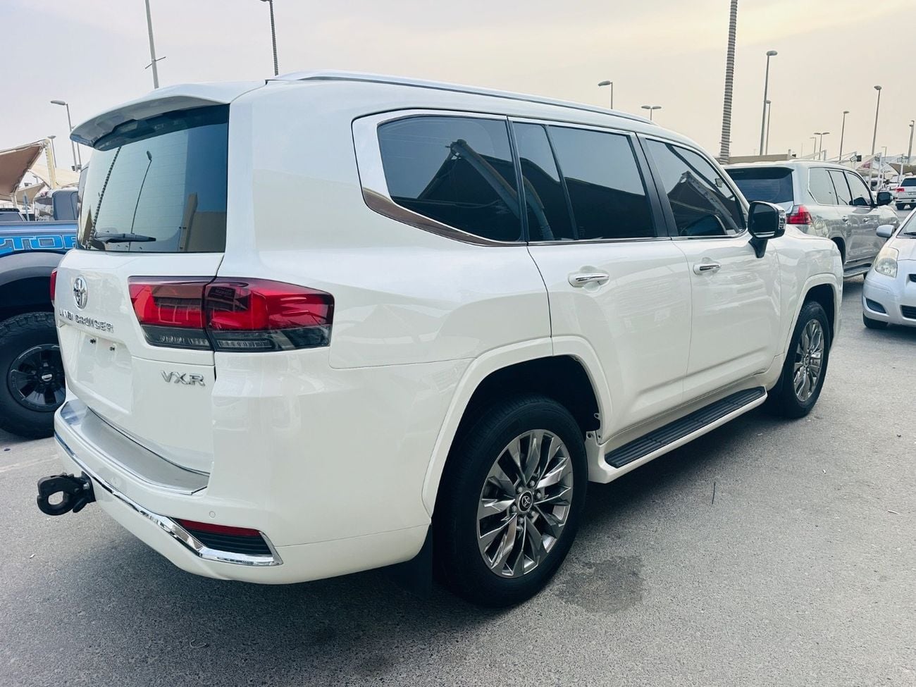 Toyota Land Cruiser VXR