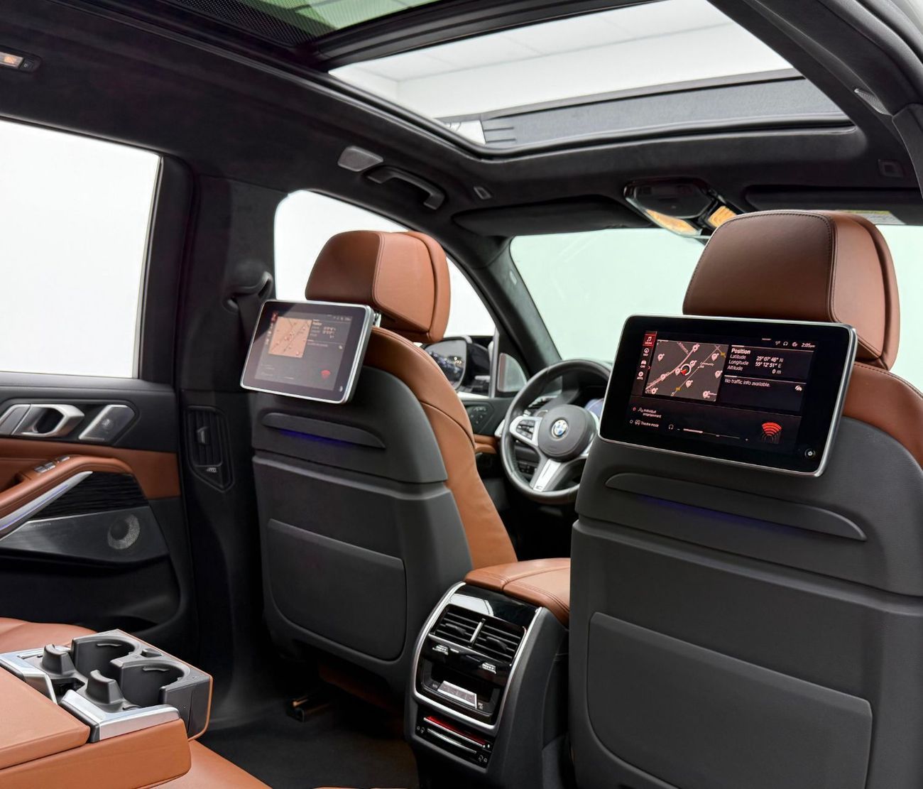 BMW X7 XDrive50i 4.4L 2019 BMW X7 XDrive50i M-Sport, Warranty, Full BMW Service History, 7 Seater, GCC