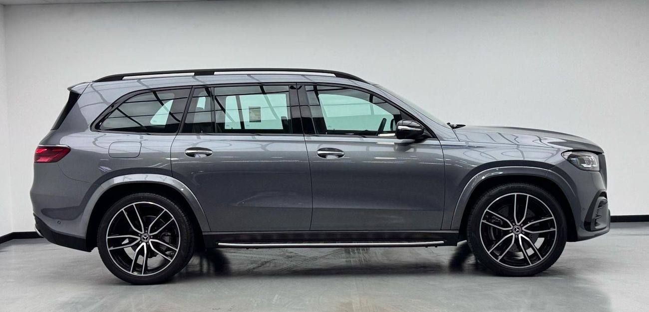 مرسيدس بنز GLS 450 4MATIC 2024 Mercedes Benz GLS450 AMG 4MATIC, 2028 BMW Warranty + Service Pack, Full Options, 7 Seate