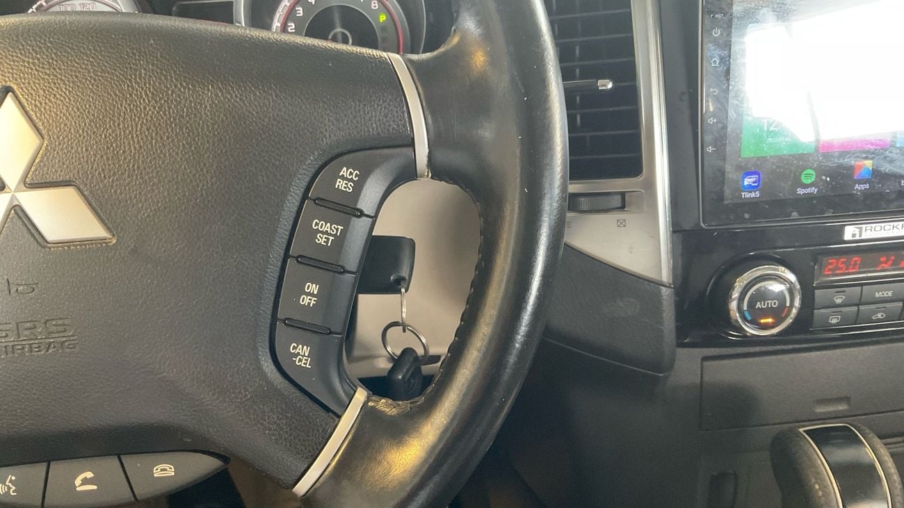 Mitsubishi Pajero 3.0 GLS H/L LTHR GOLD SIG EDT | Guaranteed Warranty | 0 Down Payment