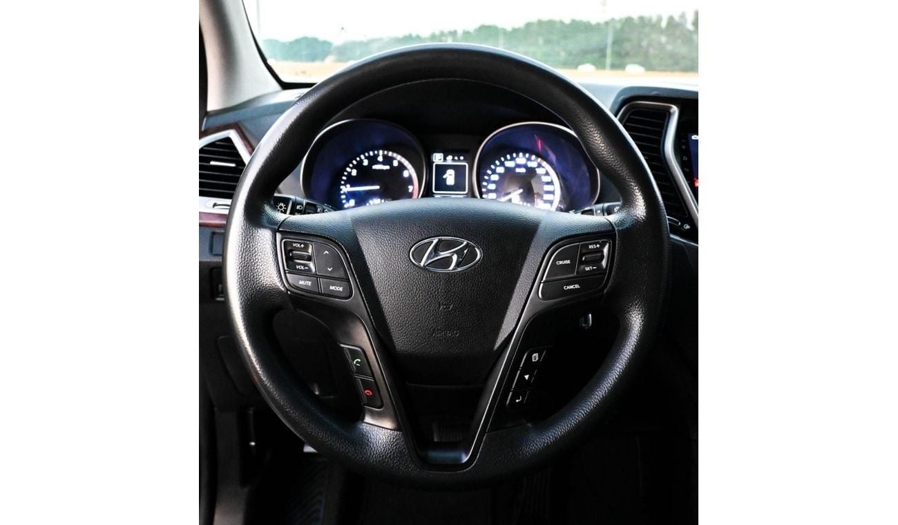 هيونداي سانتا في هيونداي سنتافي 2018 خليجي بحالة ممتازة من الداخل والخارج