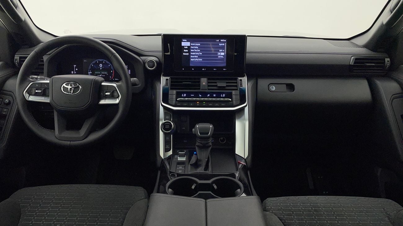 تويوتا لاند كروزر GXR 4 | بدون دفعة مقدمة | اختبار القيادة في المنزل