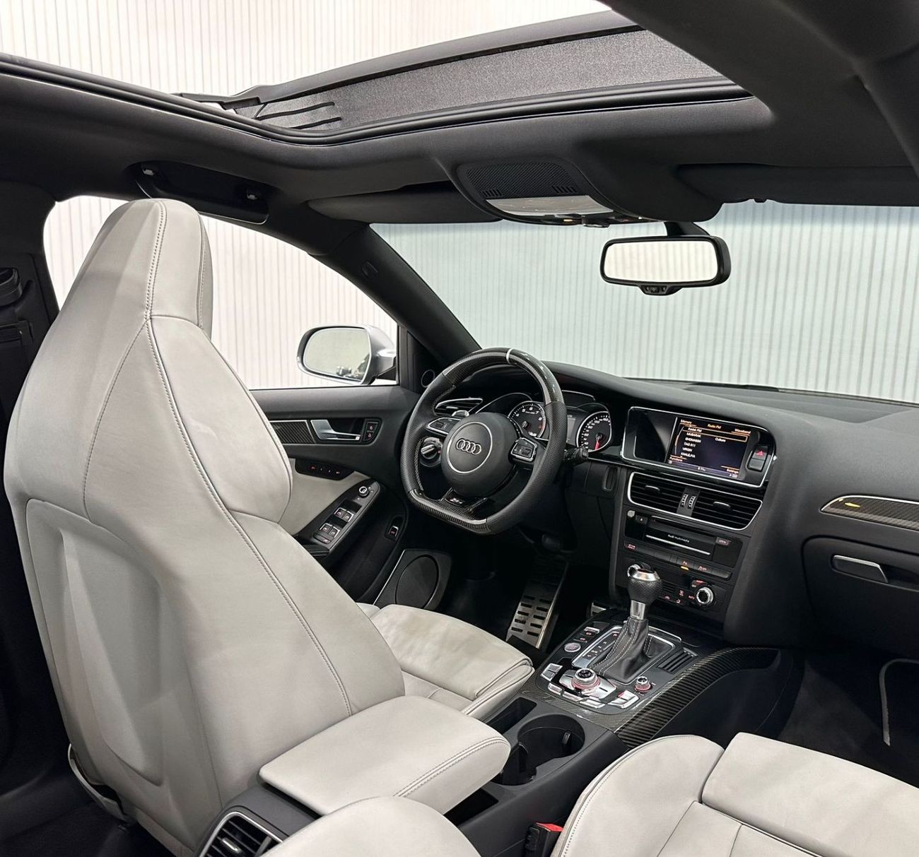 Audi RS4 2015 Audi RS4(Full Option), GCC