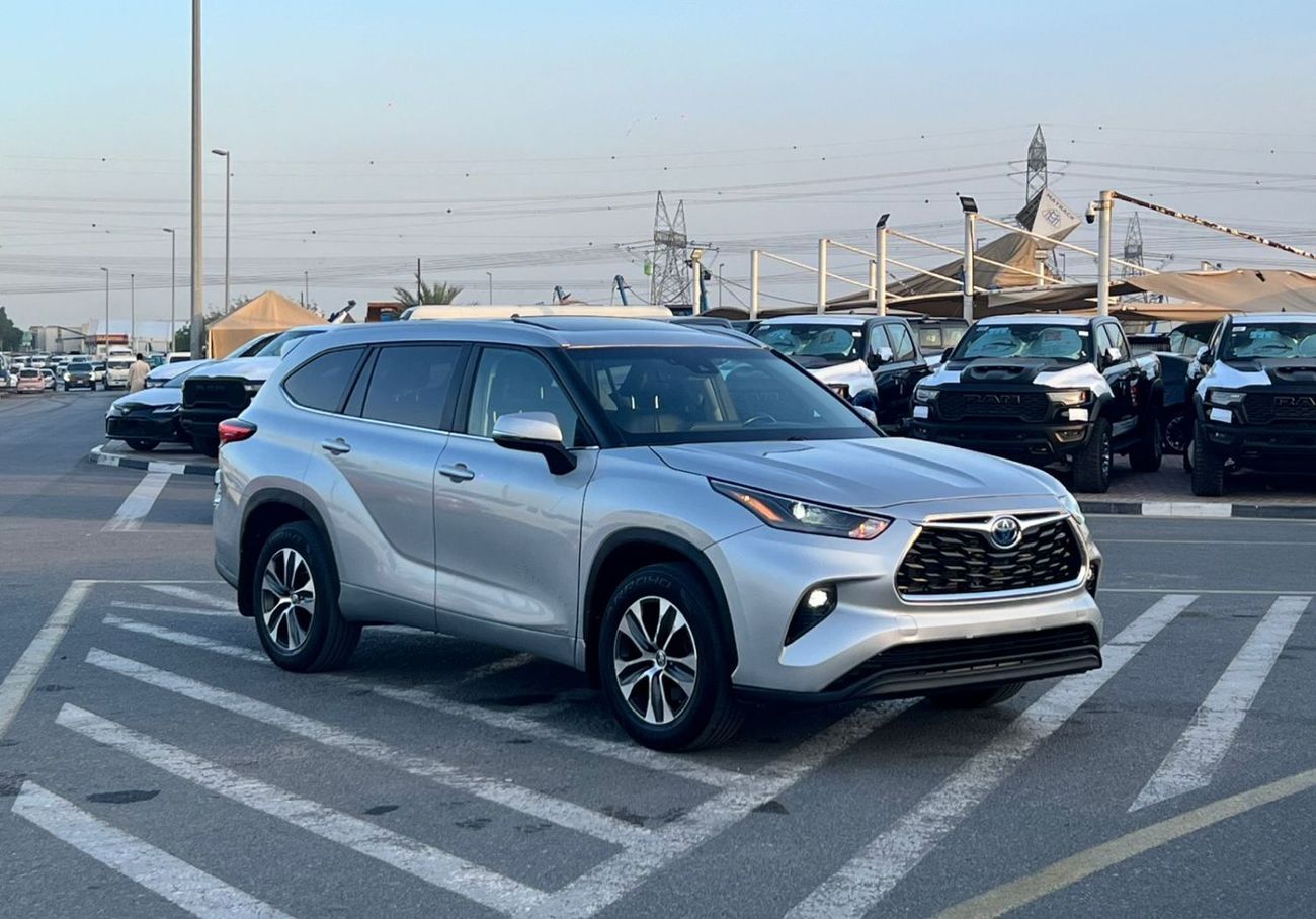 Toyota Highlander GLE HEV 2023 Toyota Highlander Hybrid Full Option - 2.5L V4 - AWD 4x4 - Rear Camera - Sunroof - Leather s