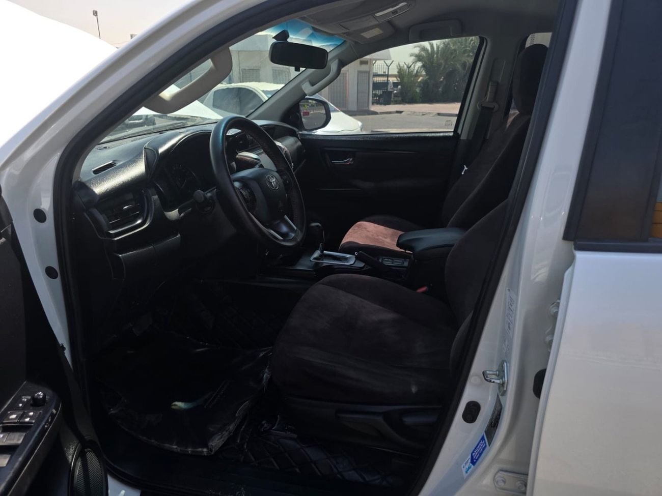 Toyota Fortuner EXR 2.7L (160 HP)