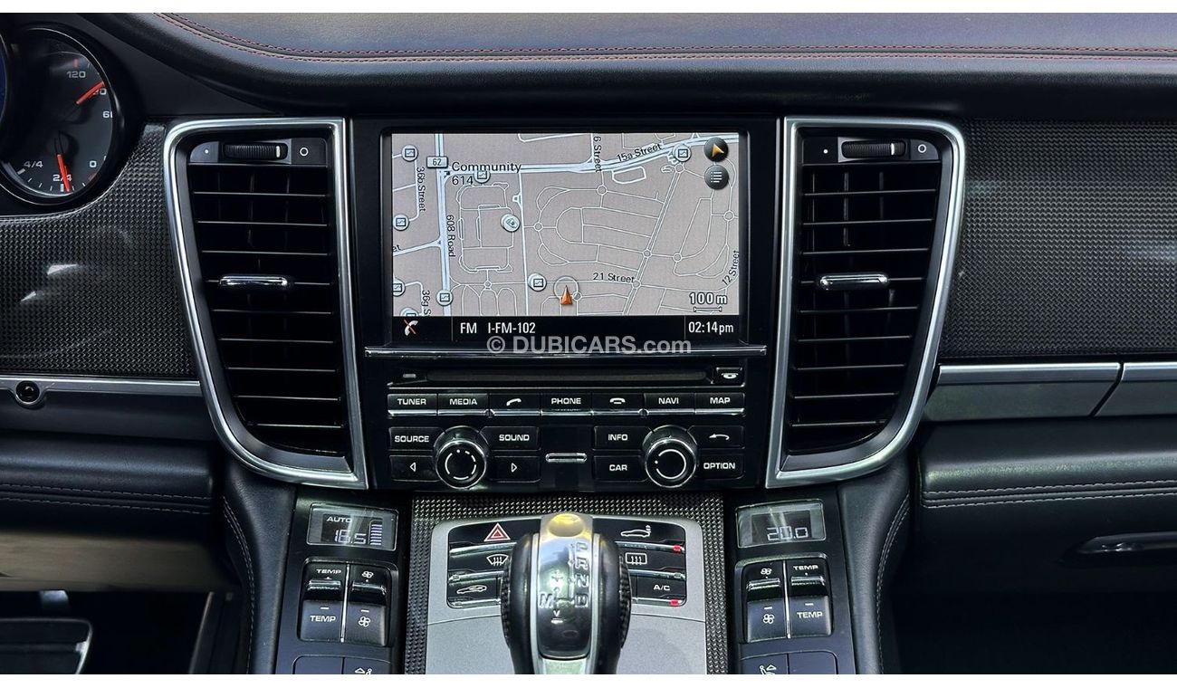 Porsche Panamera 4.8L V8 GCC Specs Full Service History