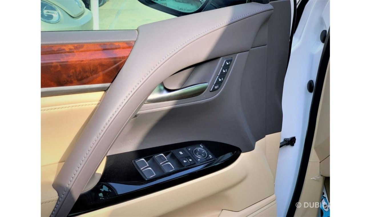 Lexus LX 570 Lexus LX 570 Super Sport 5.7L V8