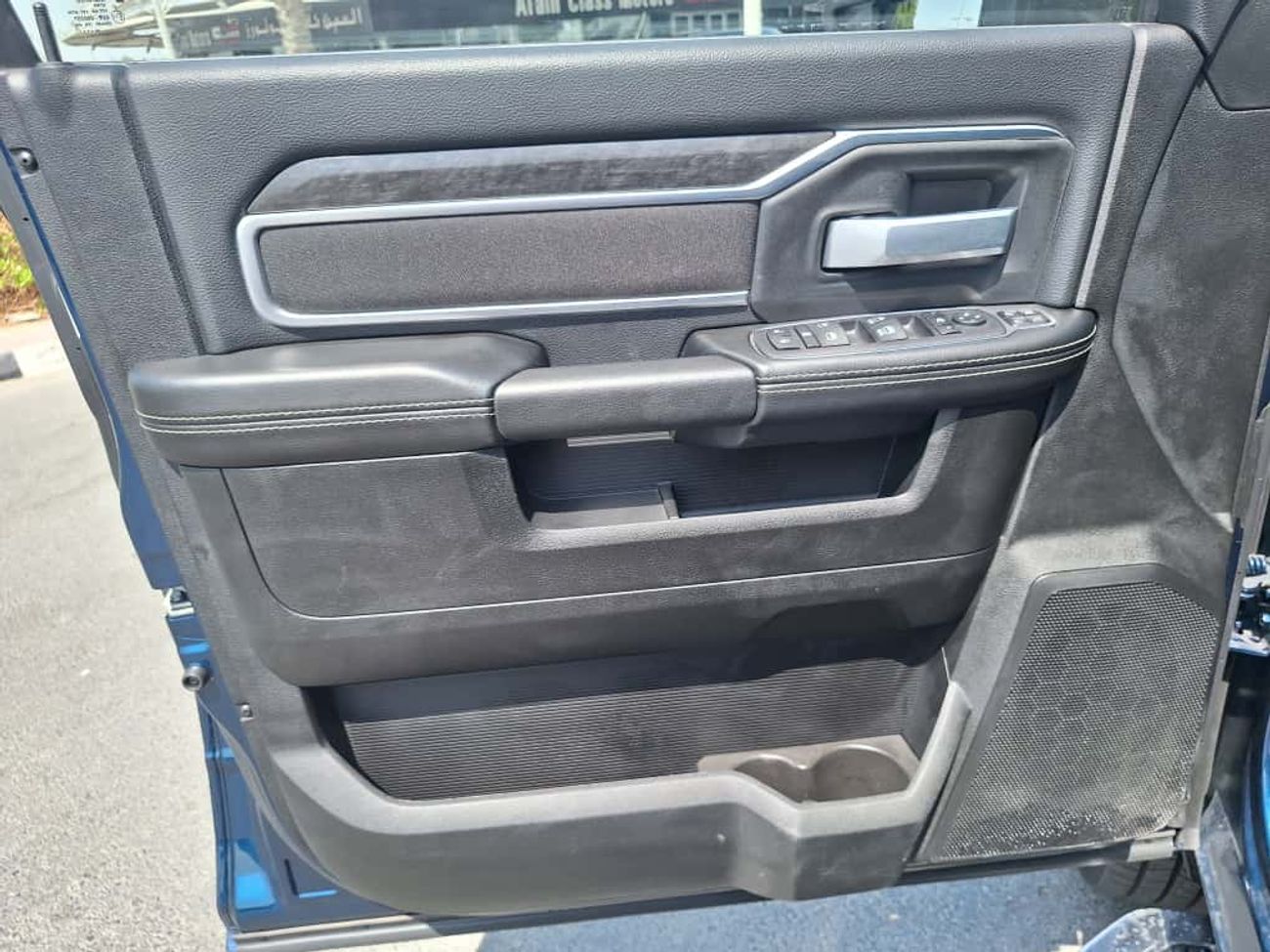 رام 2500 2024 RAM 2500 BIG HORN 6.4L V8 HEMI