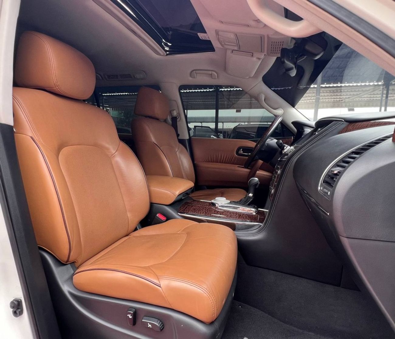 Nissan Patrol LE Platinum 5.6L