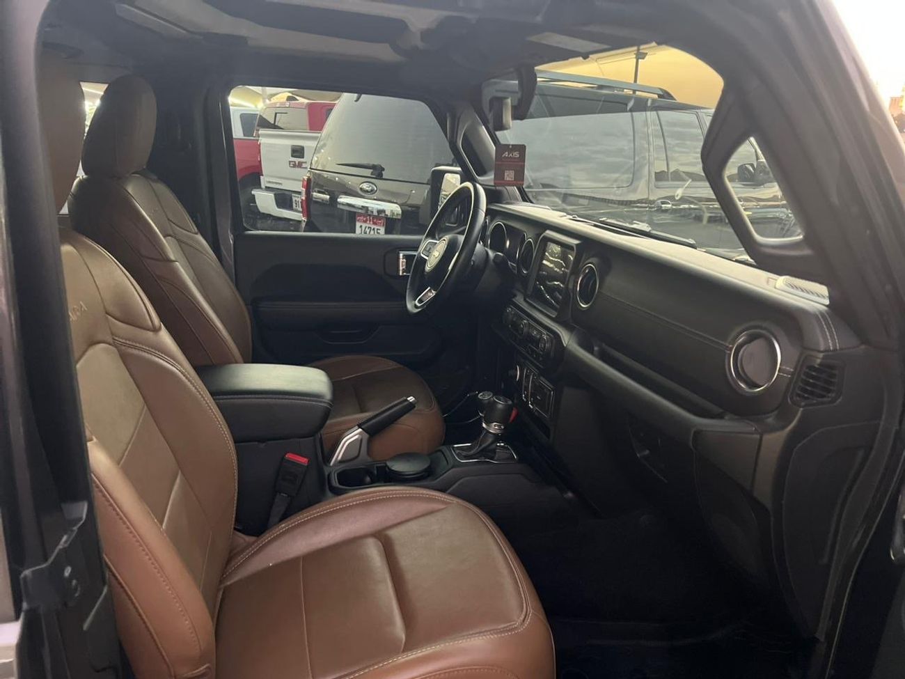 Jeep Wrangler Sahara 3.6L A/T (4 Seater)