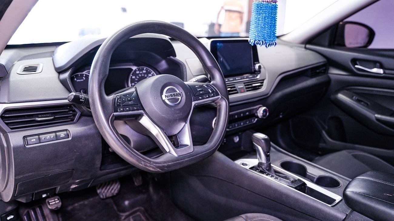 Nissan Altima S