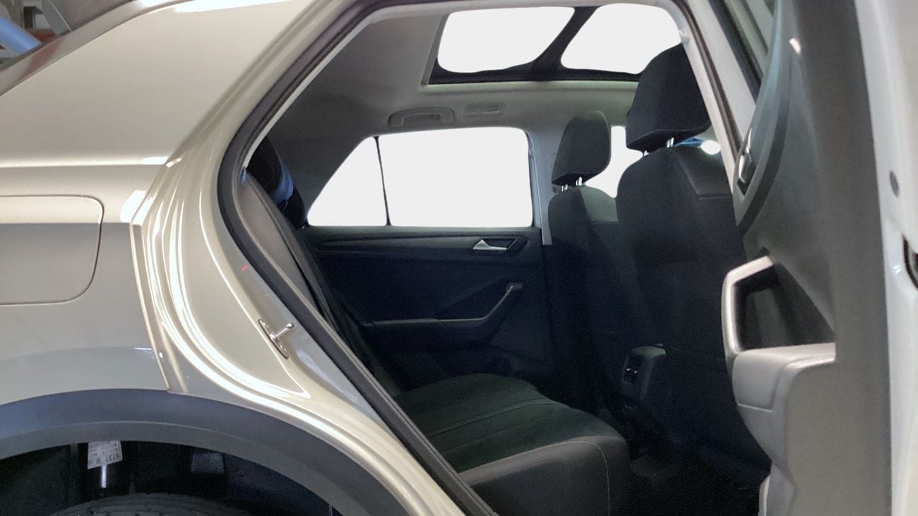 Volkswagen T-ROC STYLE | Guaranteed Warranty | 0 Down Payment