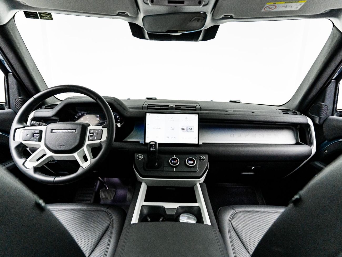 Land Rover Defender P300 110 2.0L (5 Seater) 2025 Land Rover Defender 110 S P300, 2.0TC I6 4WD, 300bhp, 8 Speed Auto. AE