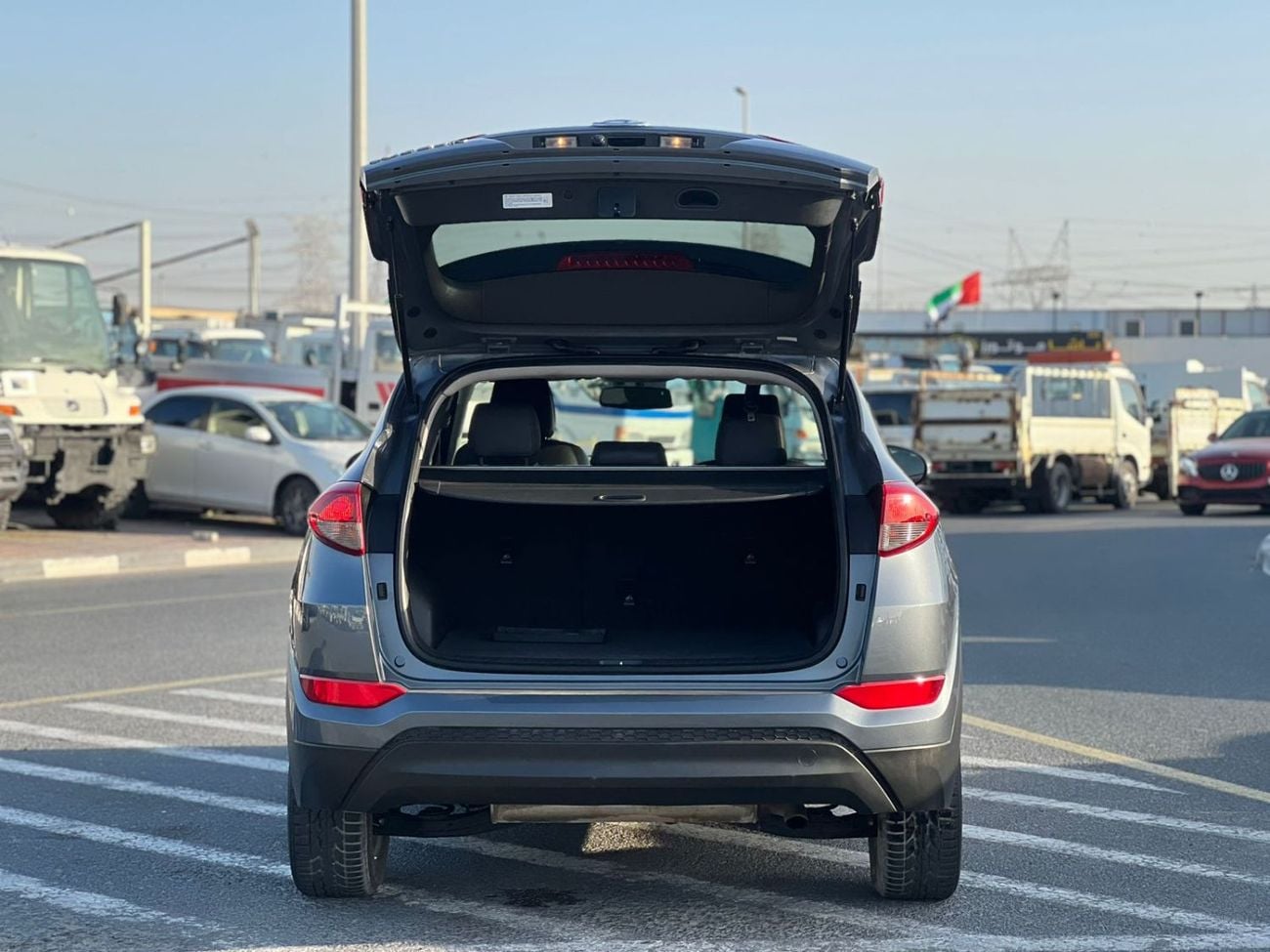 هيونداي توسون 2018 Hyundai Tucson SEL+ 2.0L V4 -  AWD 4x4 - Rear Camera - Leather Seat